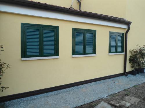 Persiane in alluminio con lama fissa